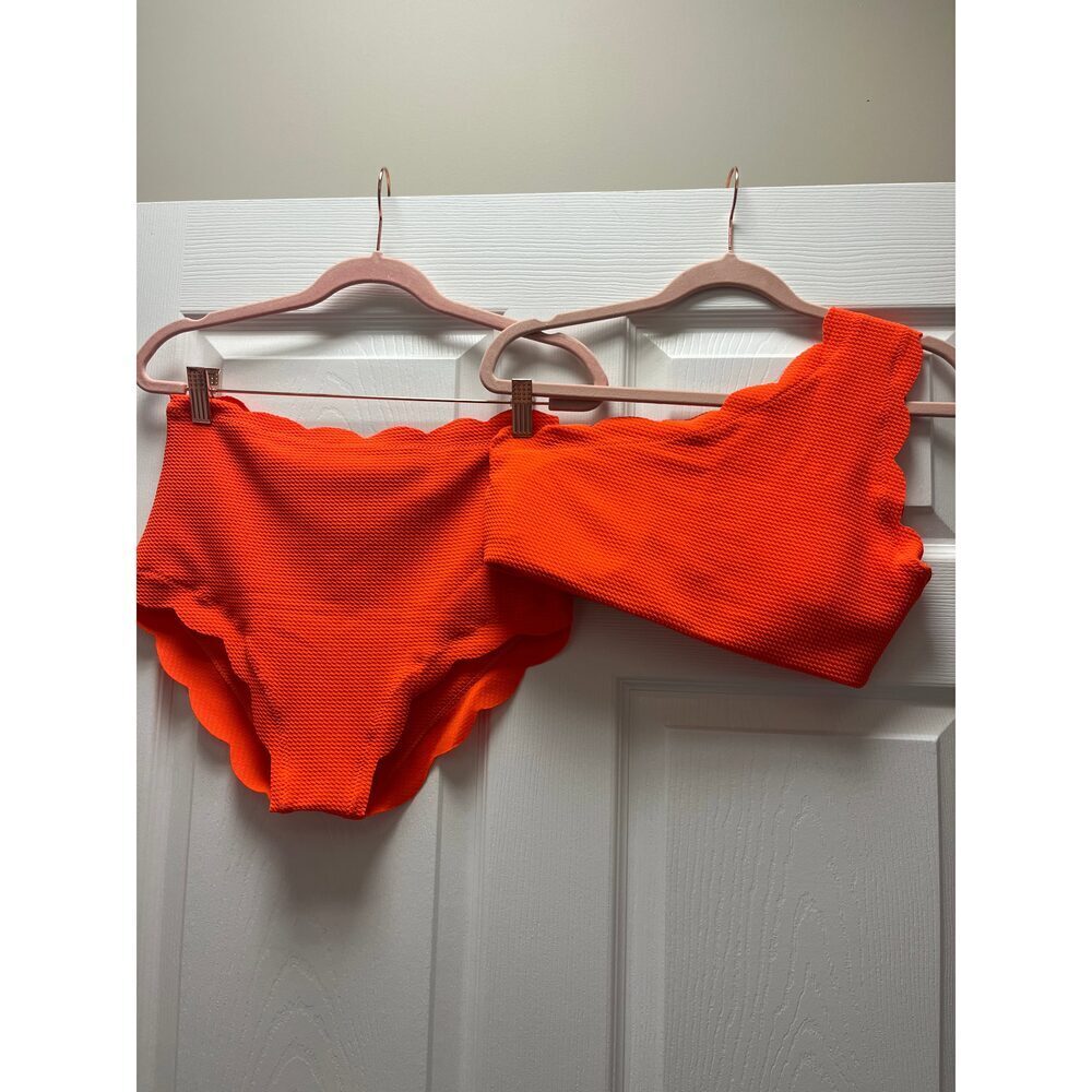 2 Piece Swimsuit Sz Med New
